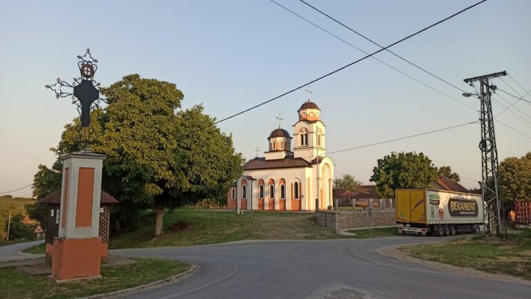 Đokovićeva vila diže cenu Pavlovcima