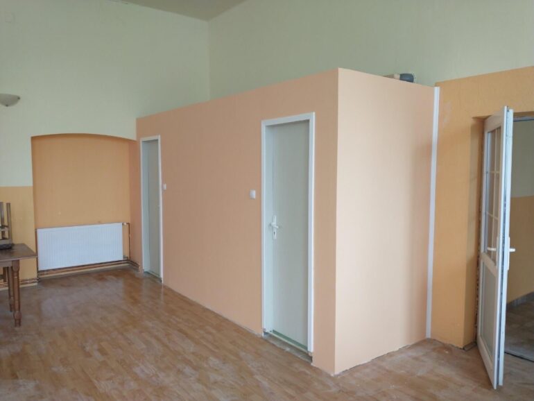 Novi sanitarni čvor za osnovce u Binguli