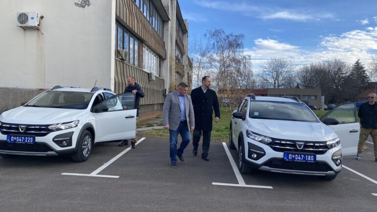 Vozila i oprema za rumsku policiju