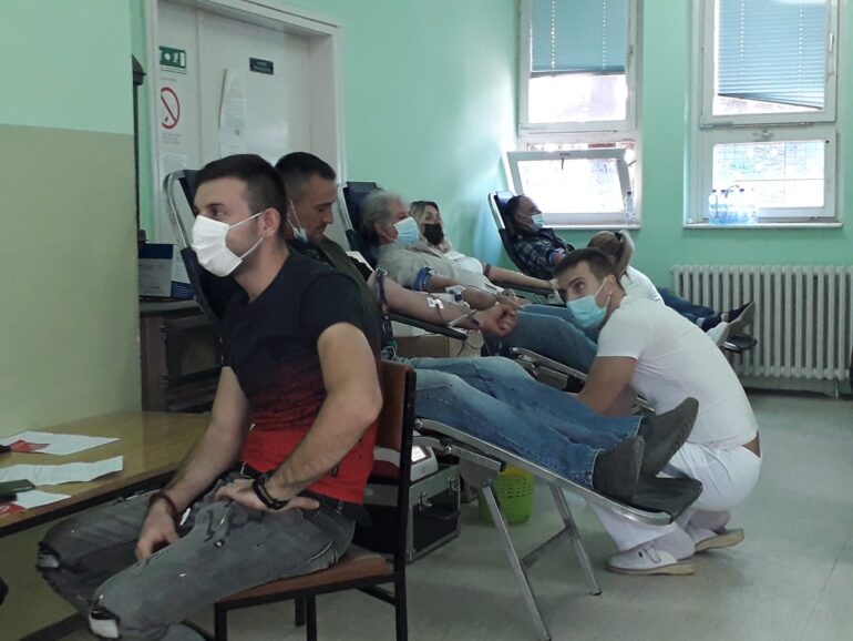 U Moroviću i Šidu akcija dobrovoljnog davanja krvi