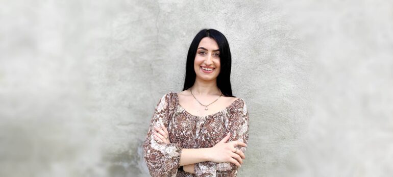 Dvadesetdvogodišnja Jelena Malić o životu sa multipla sklerozom: Čuda su moguća ako verujemo u njih