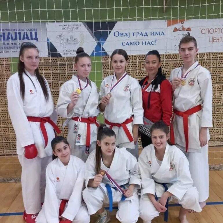 Pet medalja za karatiste “Srema”