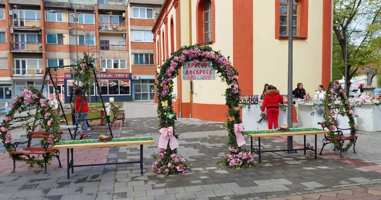 Otvoren Uskršnji bazar u Pećincima