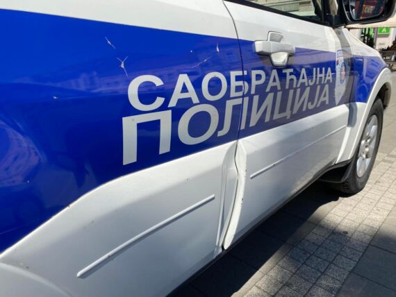 Četiri saobraćajne nezgode, više povređenih