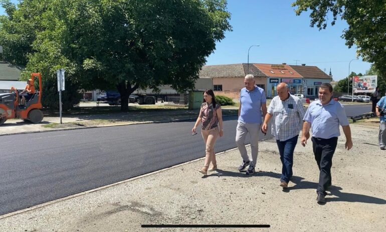 Privode se kraju radovi u Glavnoj ulici u Rumi