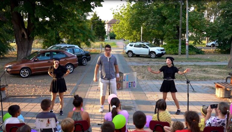 Predstave za decu u Sremskim Mihaljevcima, Prhovu i Sibaču