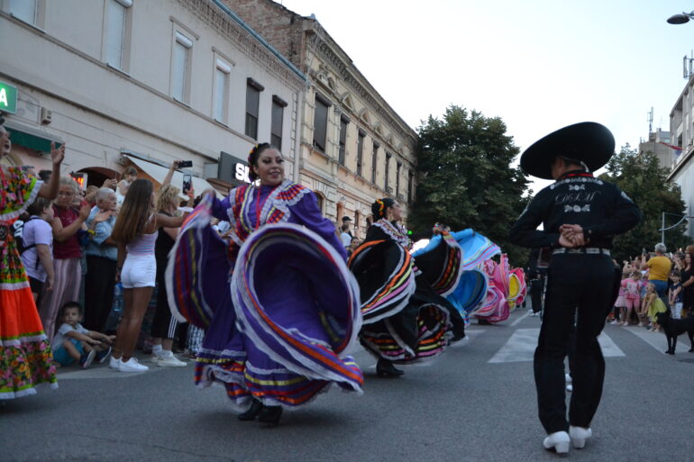 Večeras počinje Srem Folk Fest!