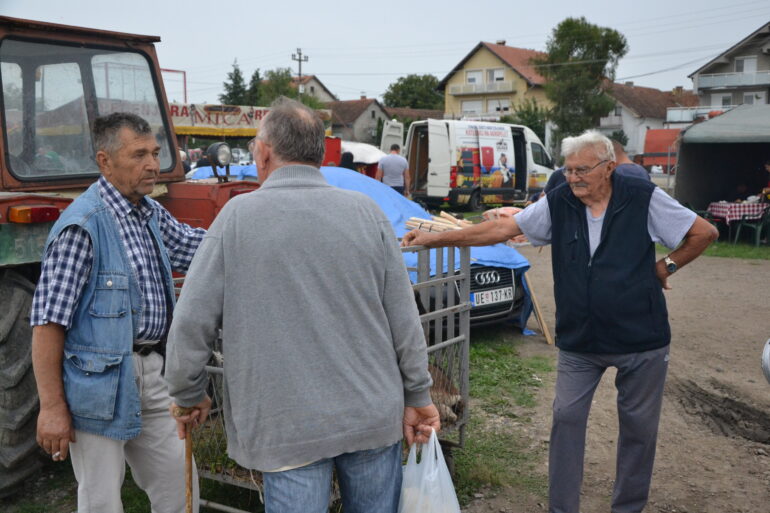 Održan tradicionalni šidski vašar, najtraženiji delovi za poljomehanizaciju