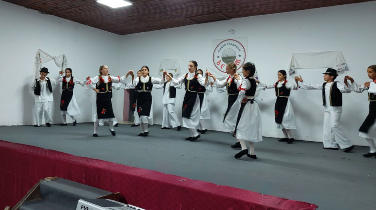 Održan Međunarodni folk festival u Bačincima