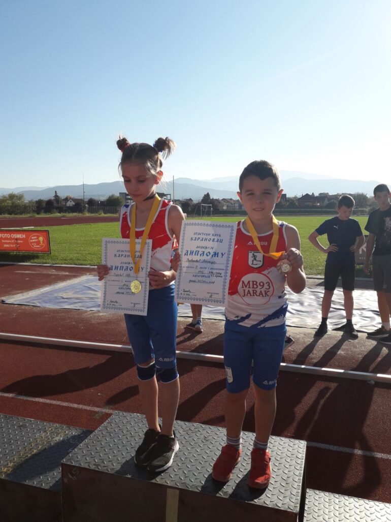 Medalje za atletičare „Sirmiuma“ u Kraljevu