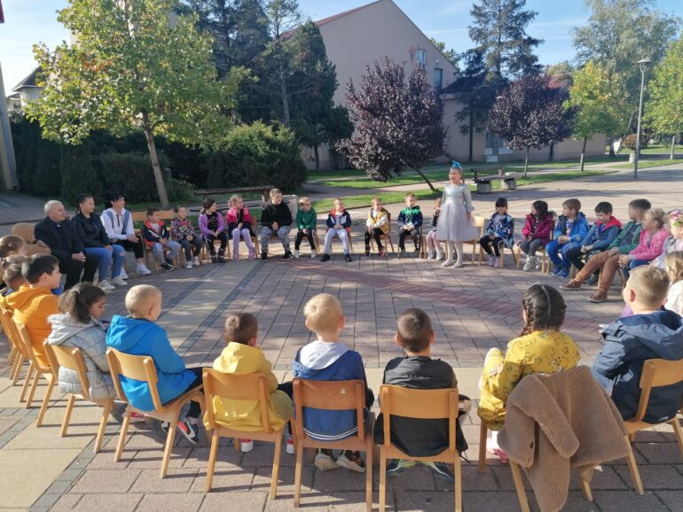 Bajke za predškolce u Pećincima u okviru Dečije nedelje