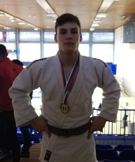 Laćarac šampion Prve lige sa Partizanom