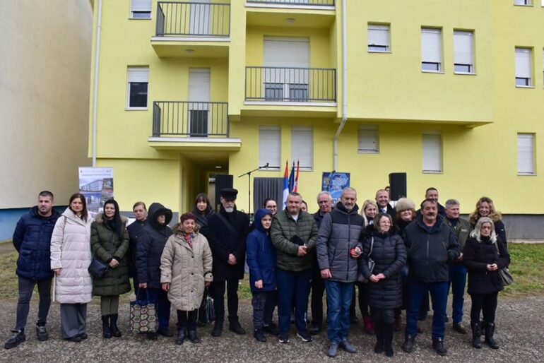 Novi stanovi za izbeglice u Šidu