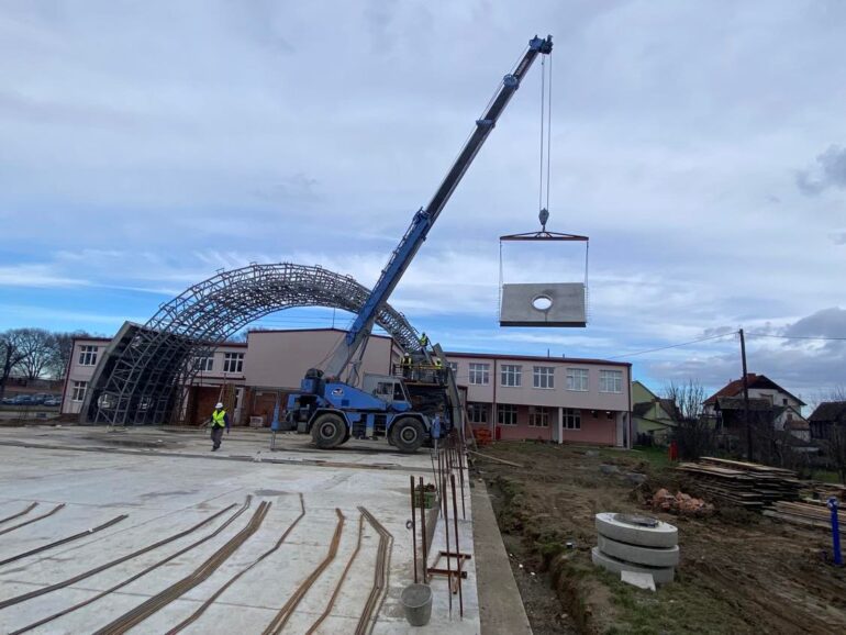Izgradnja teče po planu, niče sportska sala