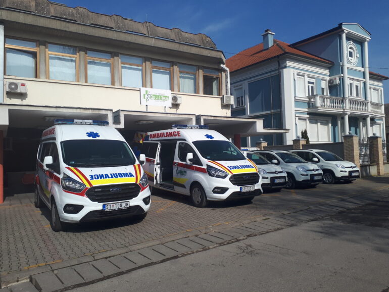 Pet novih vozila za Dom zdravlja u Staroj Pazovi