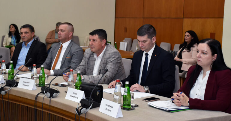 Za rekonstrukciju škole u Brestaču 30 miliona