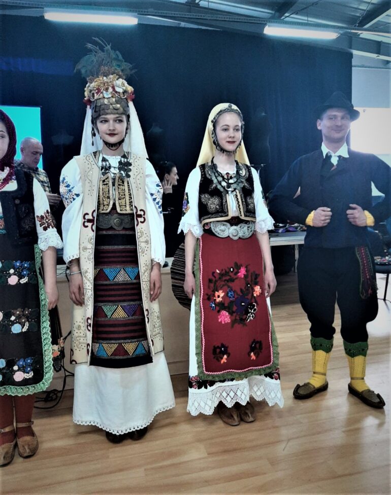 Održan seminar o primeni narodnih nošnji