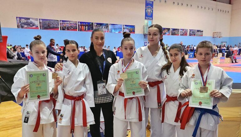 Karatisti „Srema“ osvojili 16 medalja u Čačku