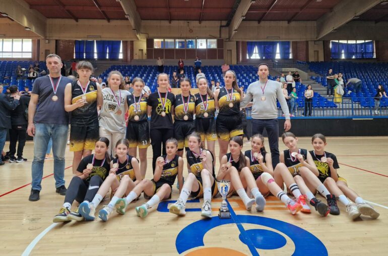 Košarkašice „Srema“ treće u Srbiji