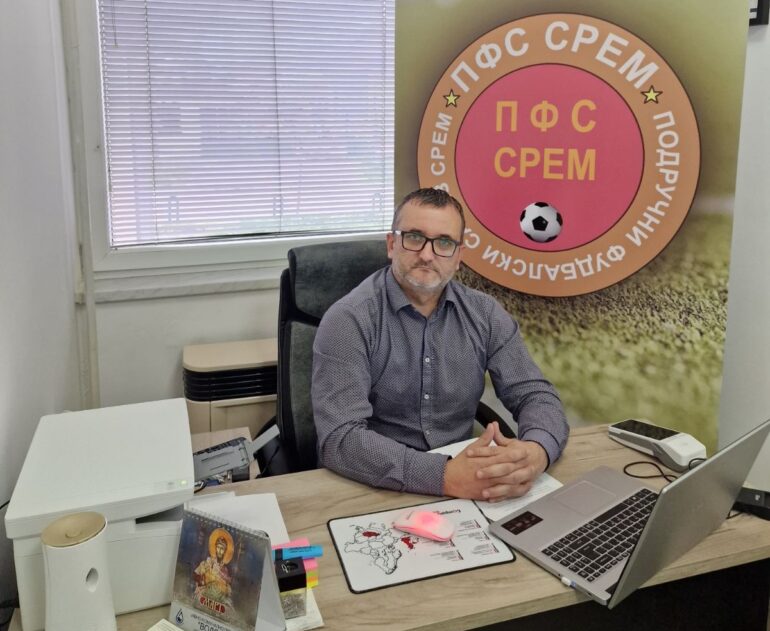 Težak incident na utakmici Sremske lige: Sa satarom na teren!