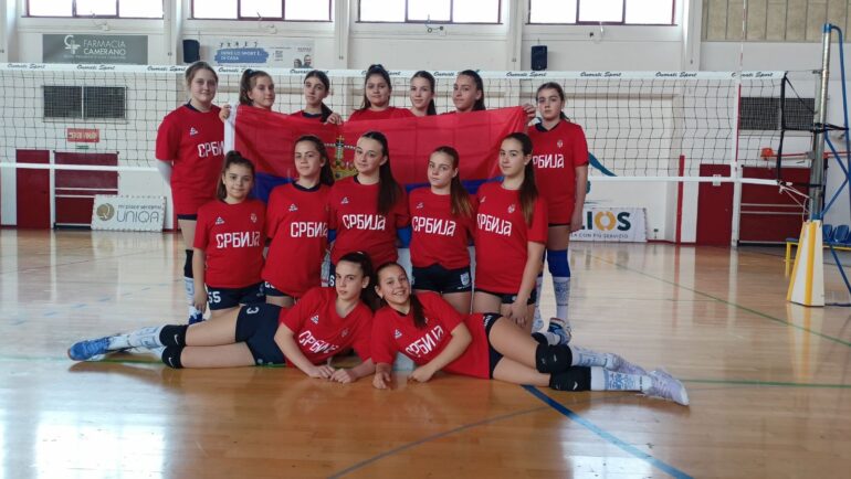 Odbojkašice „Srem Itona“ učestvovale na turniru u Ankoni