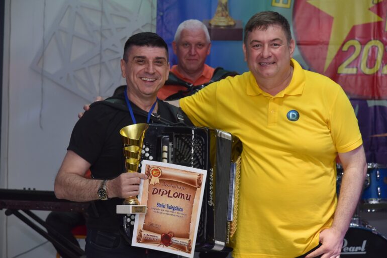 Razgovor sa Sinišom Đorđićem: Život uz muziku