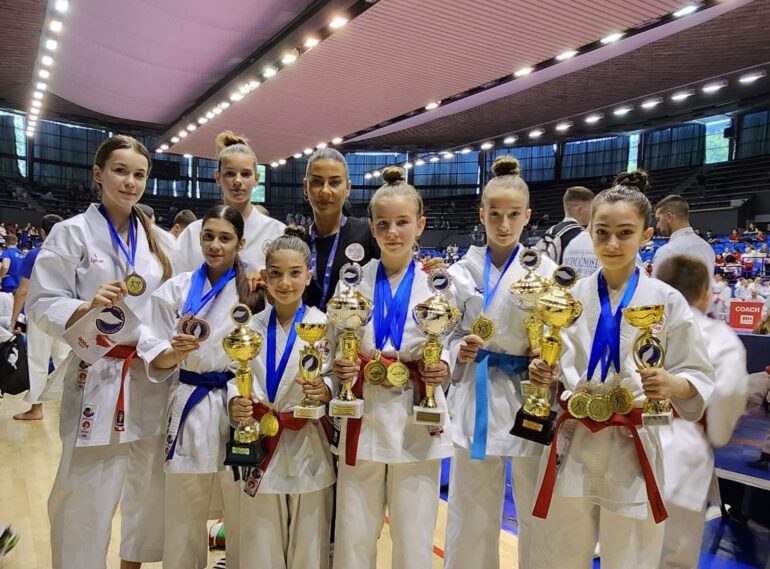 Karatisti „Srema“ osvojili 12 medalja, spremni dočekuju Balkansko prvenstvo
