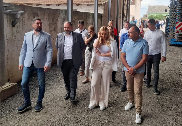 Domaćini iz Novih Кarlovaca ugostili ministarku poljoprivrede