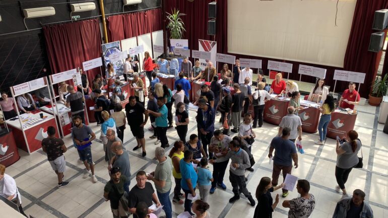 Nezaposlenost manja za 15 odsto