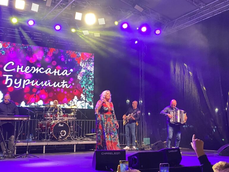 Koncertom Snežane Đurišić na centru Rume završeno je rumsko Kulturno leto 2023.