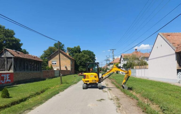 Uređenje kanalske mreže nastavljeno u Novom Slankamenu