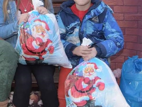 Besplatni paketići za svu irišku decu