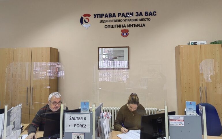 Uvođenjem softvera za jedinstveno upravno mesto građanima olakšano da više prava ostvaruju jednim dolaskom