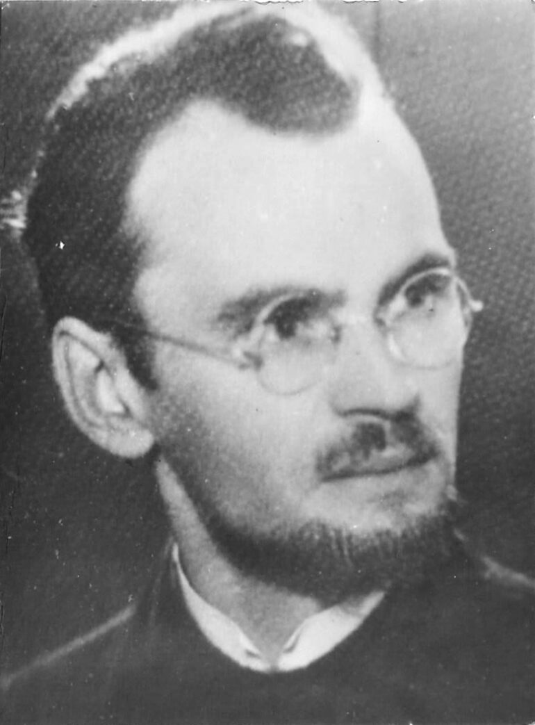 Monah iz Martinaca, protosinđel Nikodim Brkić (1912 – 1969), slikar i likovni pedagog