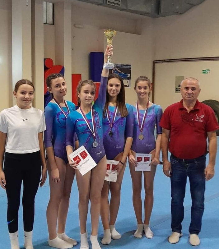 Državno srebro za gimnastičarke iz Sremske Mitrovice