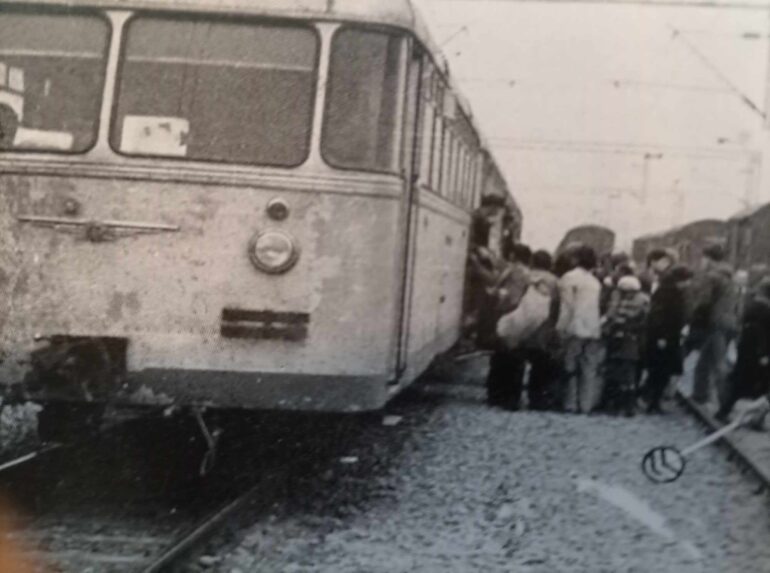 I beše železnička stanica u Laćarku…