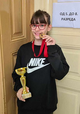 Dve medalje za mladu rumsku šahistkinju