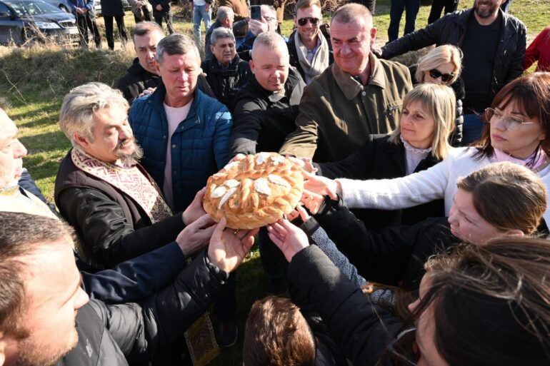 Banoštorski vinari obeležili svetog Trifuna