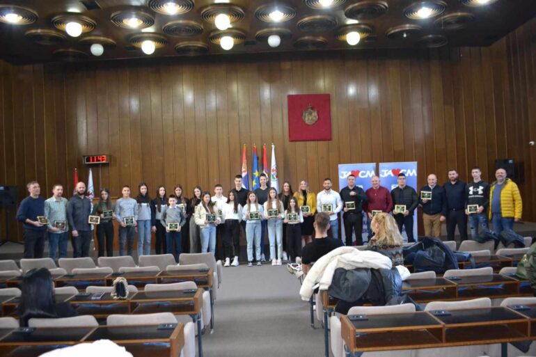 Kajakaš Stefan Vrdoljak najbolji sportista Sremske Mitrovice u 2023. godini (SPISAK NAGRAĐENIH)