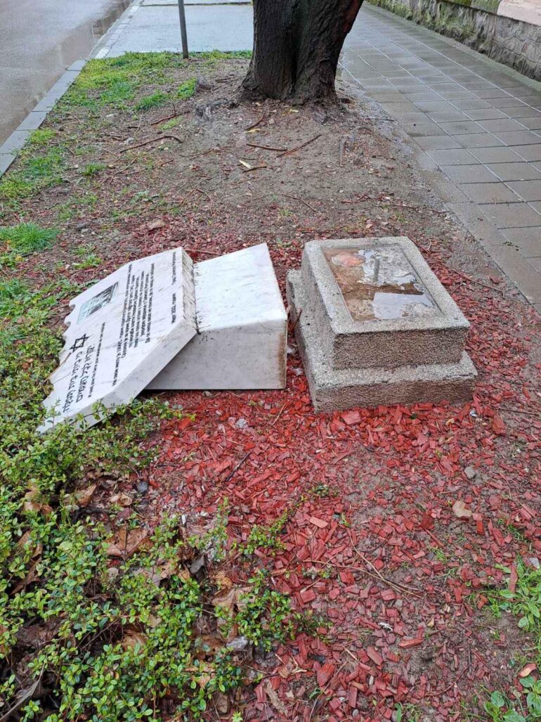 Vandalizam u Sremskoj Mitrovici!