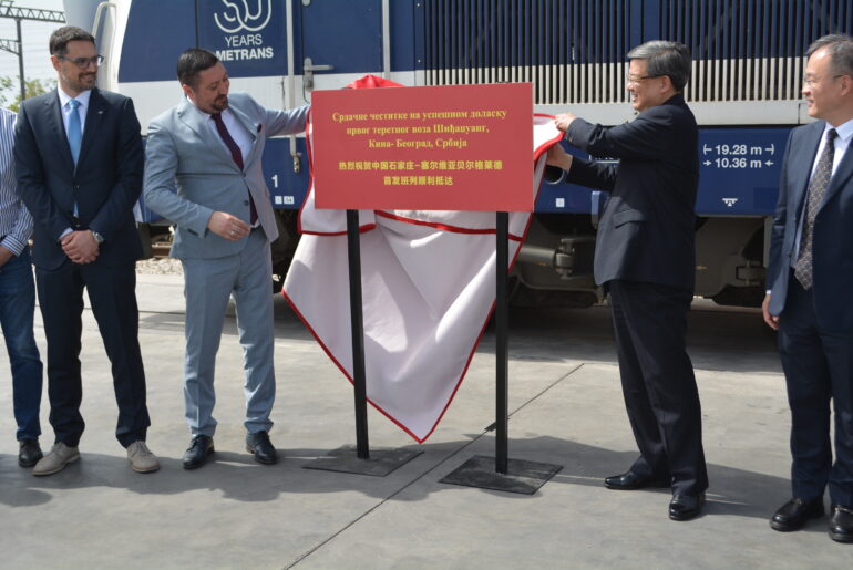 Teretni voz između Kine i Evrope danas u Inđiji