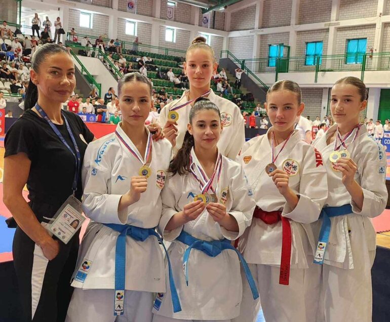 Karatisti Srema navikli na uspehe