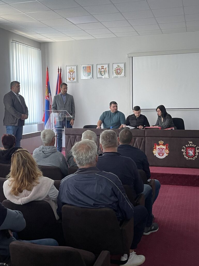 Ugovori za zamenu stolarije u Irigu