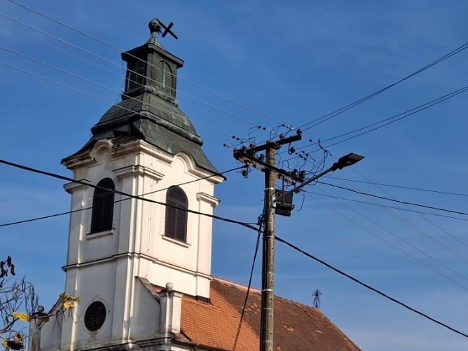 Krov čeka na rekostrukciju/Кров чека реконструкцию