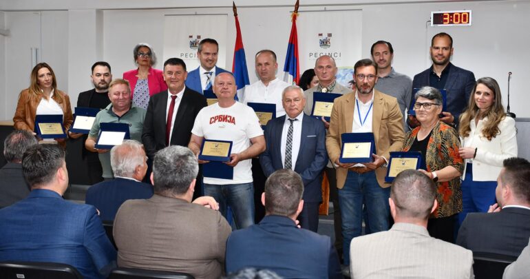 Svečanom sednicom obeležen Dan opštine Pećinci