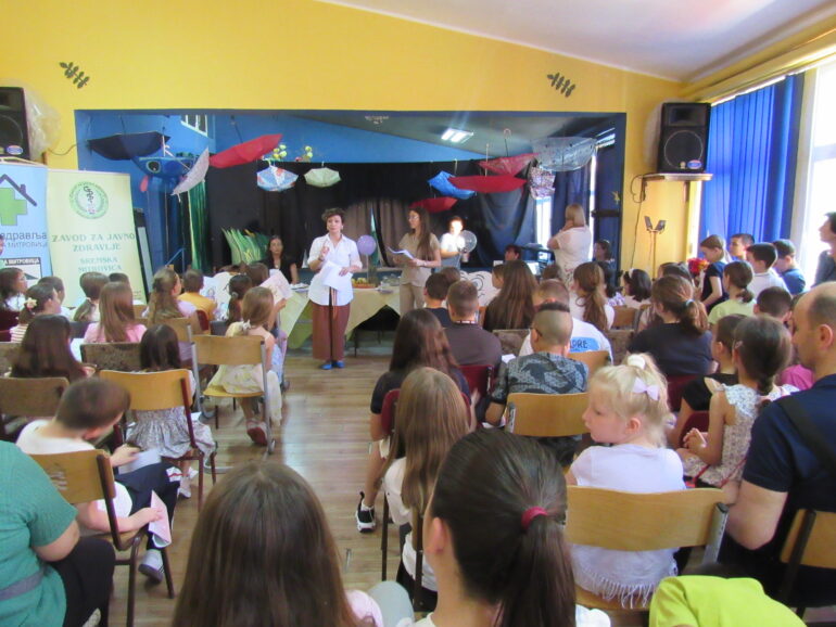 Nedelje zdravlja usta i zuba u „Popovićevoj“ školi