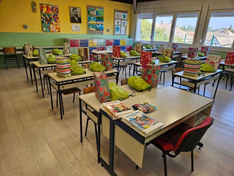 Preuzimanje besplatnih udžbenika i svečani prijem prvaka u beočinskim školama