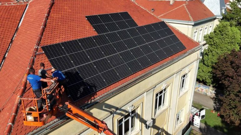 Dušanova „žuta“ škola dobija i zelenu boju