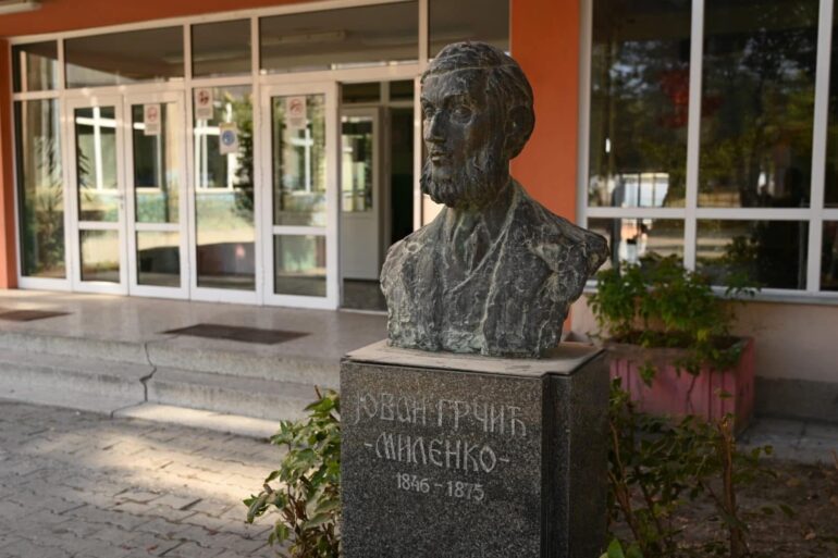 Postavljeni aparati sa pijaćom vodom u beočinskim školama