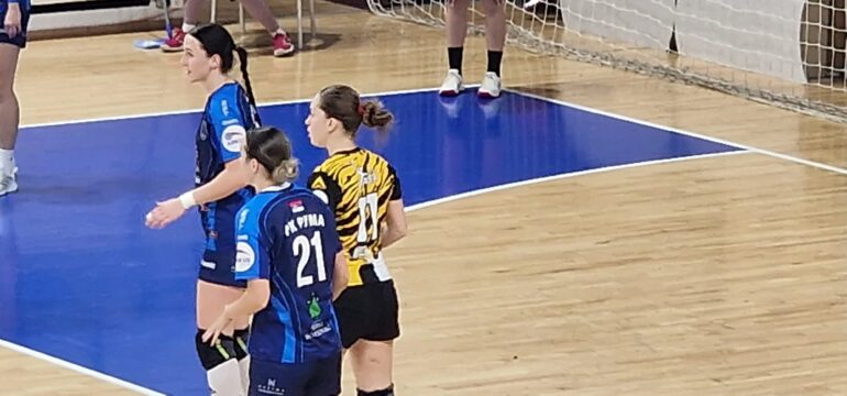 Remi rukometašica Rume i Niša